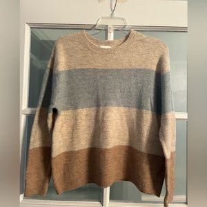 H&M brown sweater